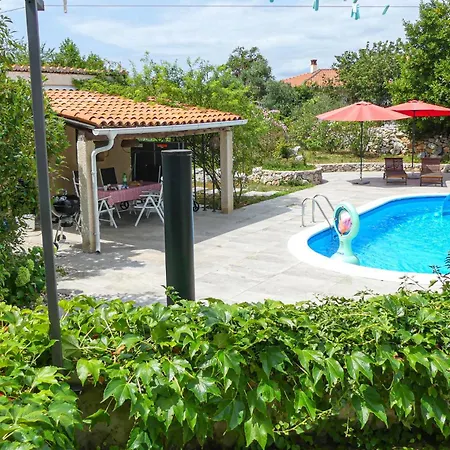 3 Bedroom Lovely In Feriehus Malinska